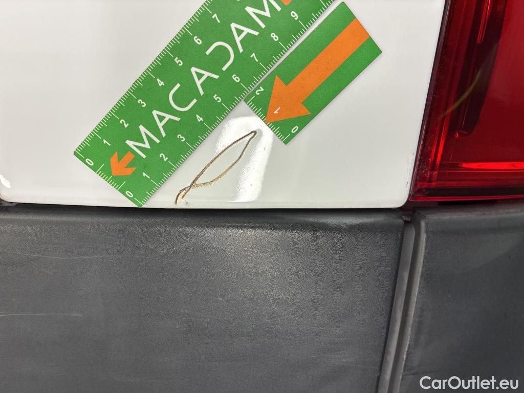  Fiat  Ducato FIAT  VU 4p Fourgon 30 M H2 20 Multijet 115 Pack Pro Nav #43