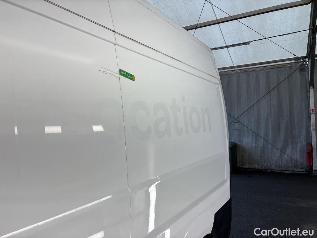  Fiat  Ducato FIAT  VU 4p Fourgon 30 M H2 20 Multijet 115 Pack Pro Nav #36