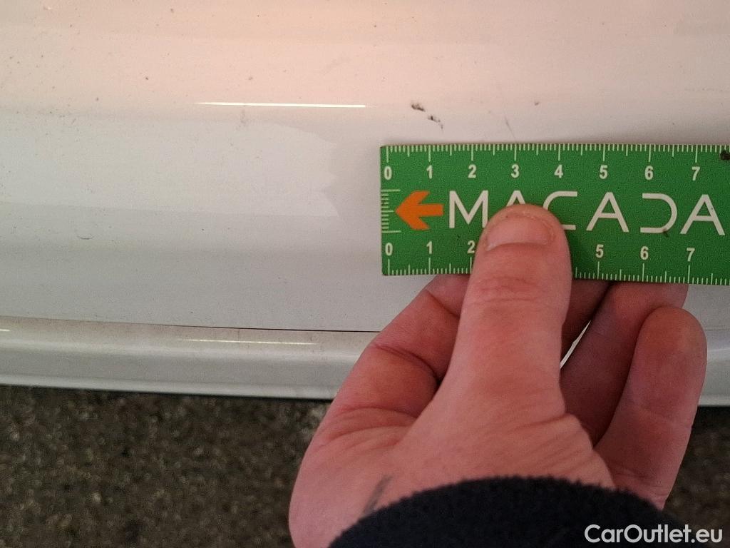  Peugeot  208  Affaire Premium Pack 1.5 HDi 100CV BVM5 E6dT #31