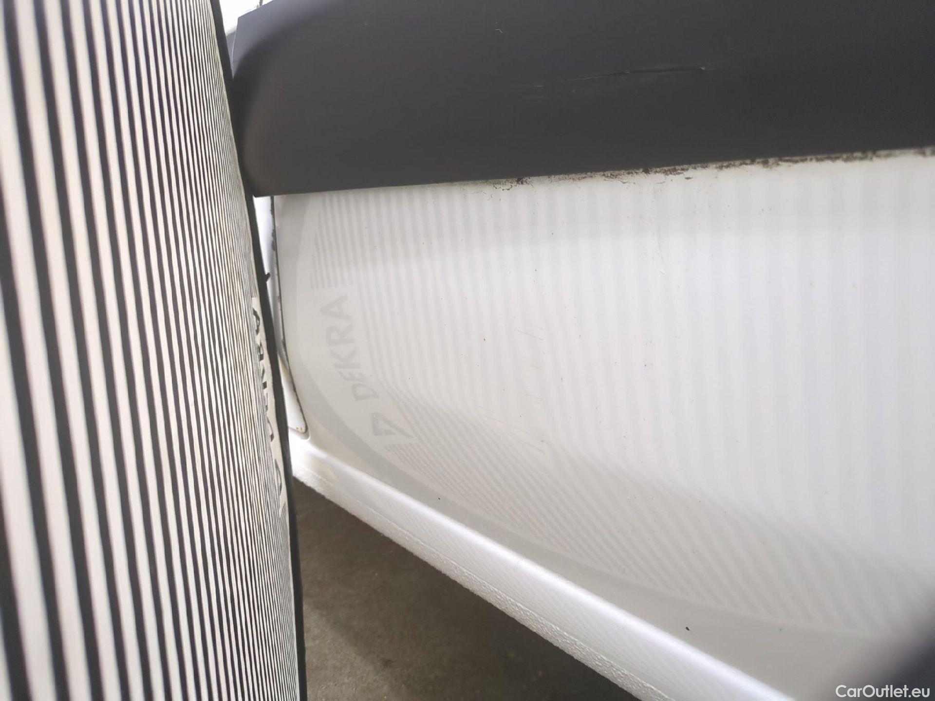  Peugeot  Partner PEUGEOT  VU 4p Fourgonnette 1.6 BlueHDi 100 CONFORT 121 L2 #57