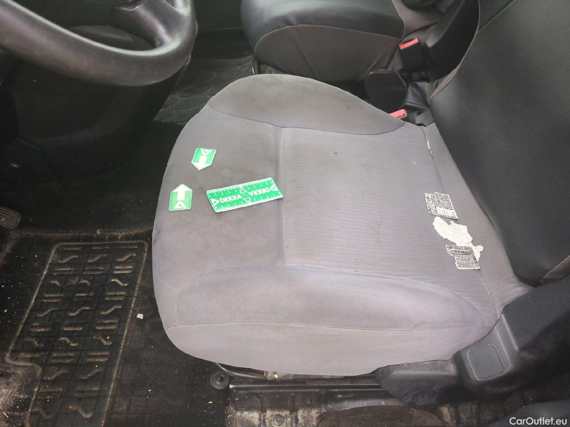  Peugeot  Partner PEUGEOT  VU 4p Fourgonnette 1.6 BlueHDi 100 CONFORT 121 L2 #4