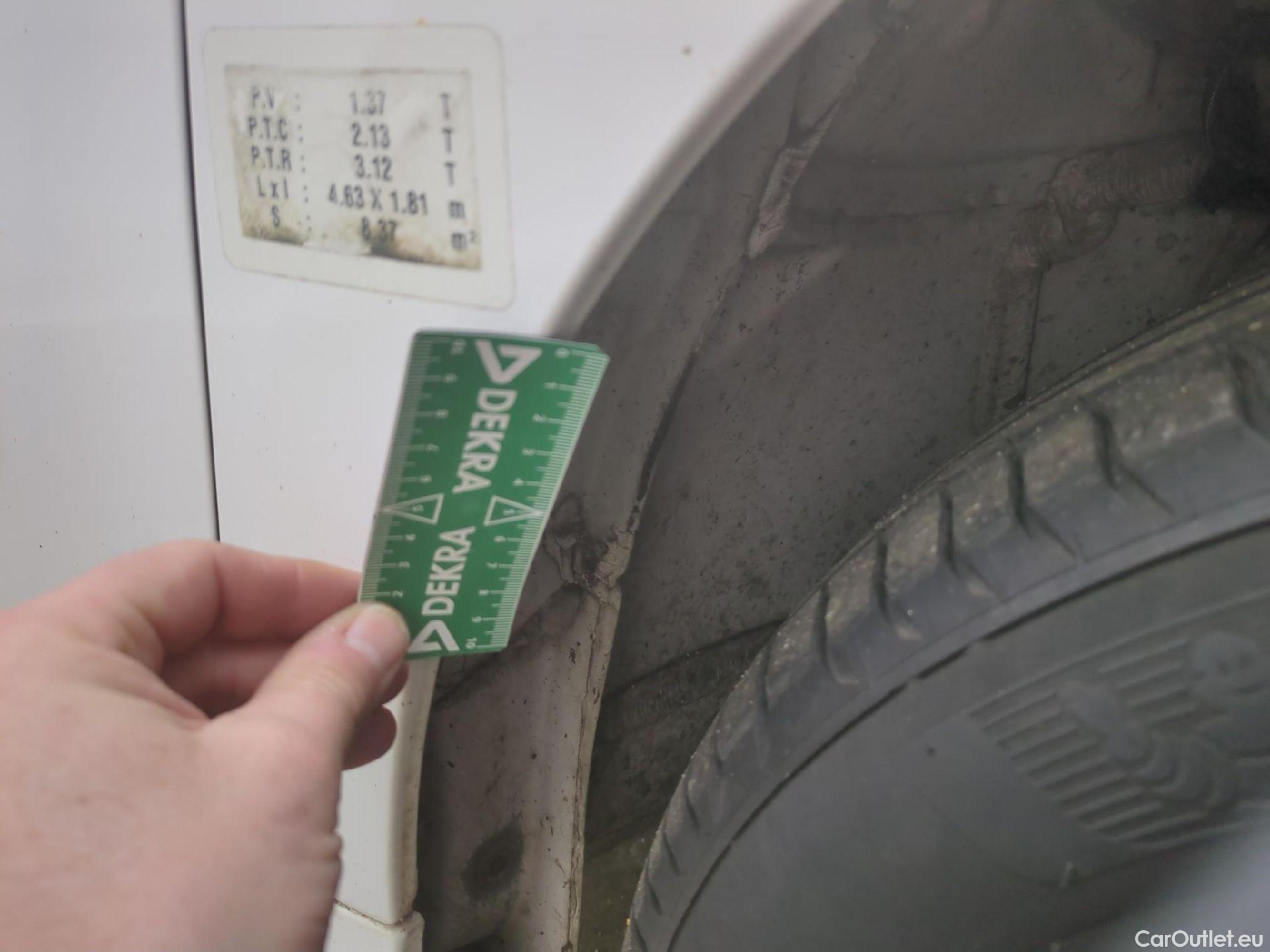  Peugeot  Partner PEUGEOT  VU 4p Fourgonnette 1.6 BlueHDi 100 CONFORT 121 L2 #23