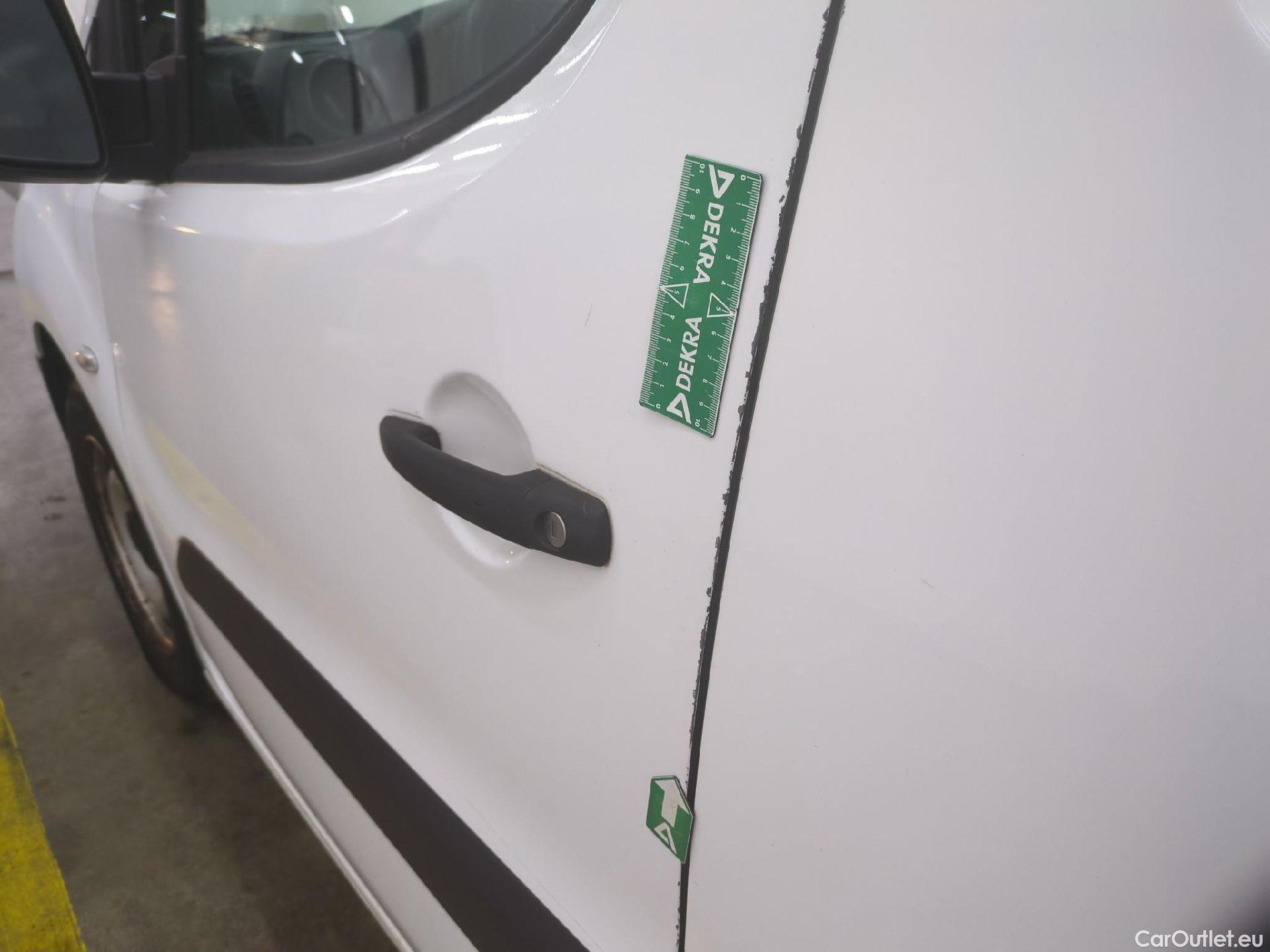  Peugeot  Partner PEUGEOT  VU 4p Fourgonnette 1.6 BlueHDi 100 CONFORT 121 L2 #44