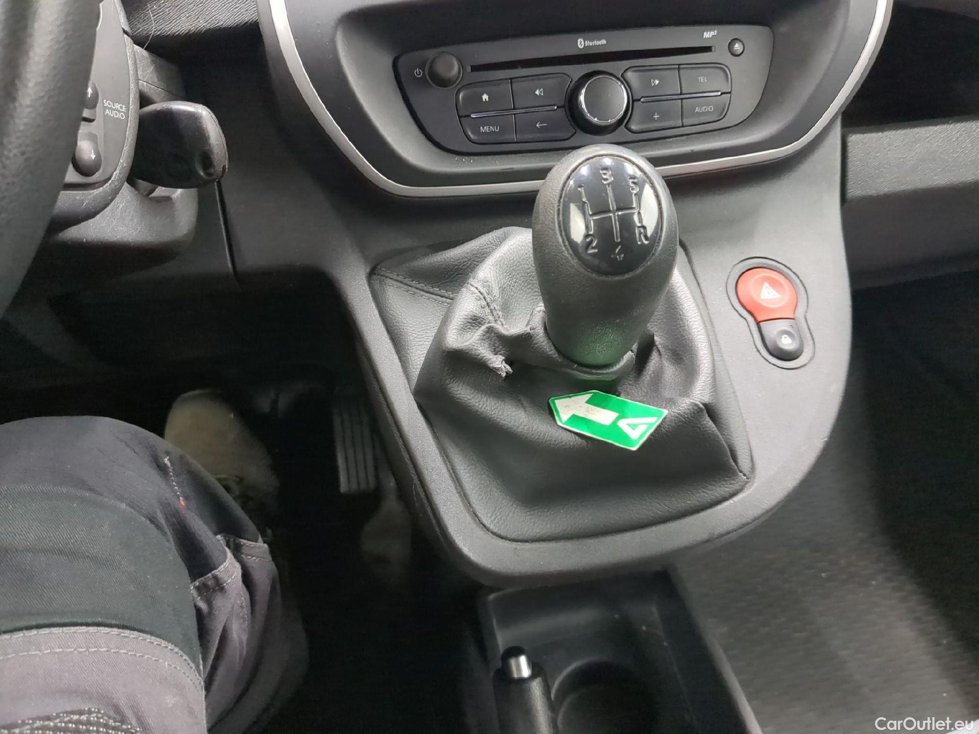  Renault  Kangoo  Express Extra (Série Spéciale) 1.5 dCi 75CV BVM5 E6 #28