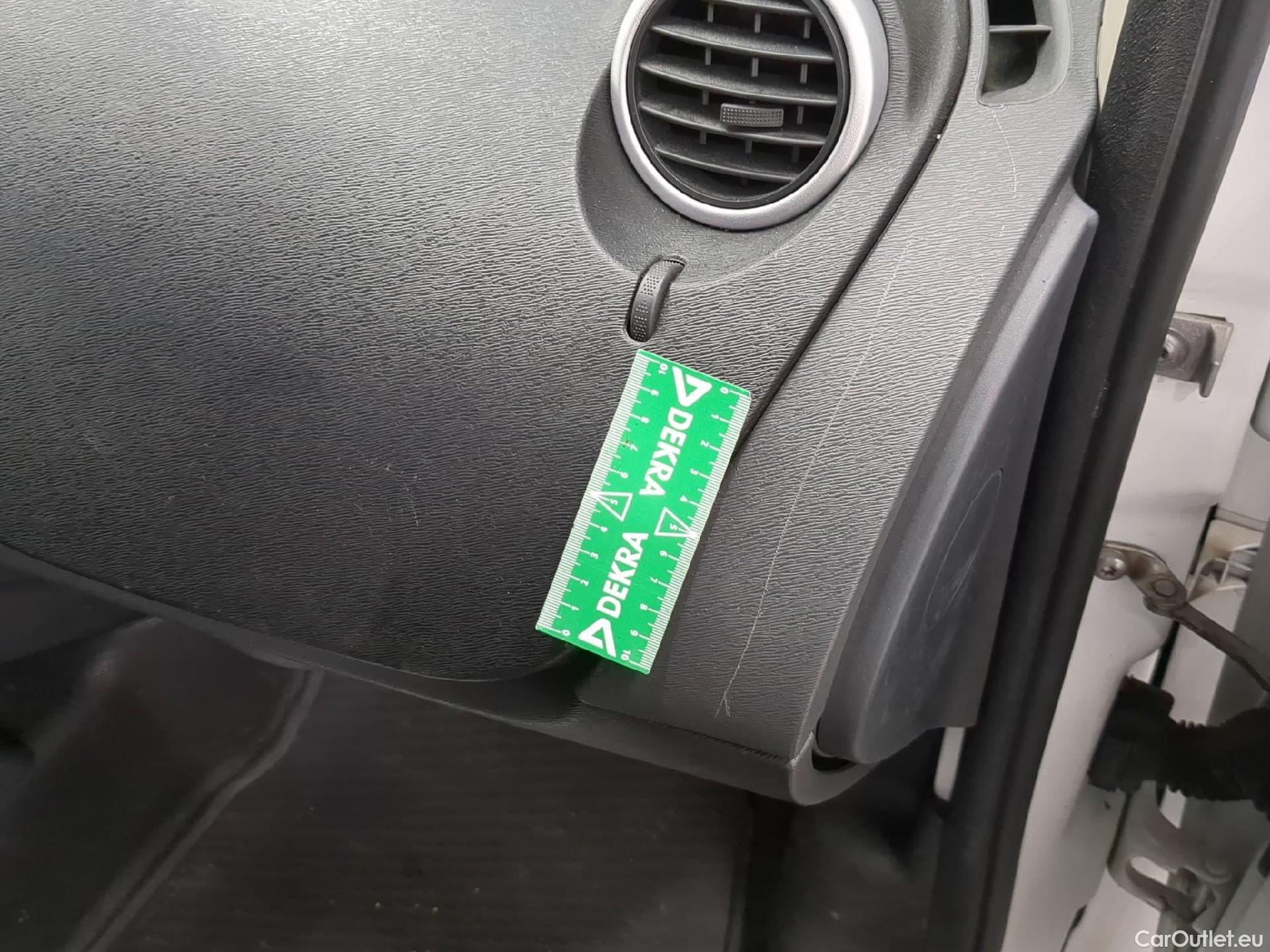  Renault  Kangoo  Express Extra (Série Spéciale) 1.5 dCi 75CV BVM5 E6 #17