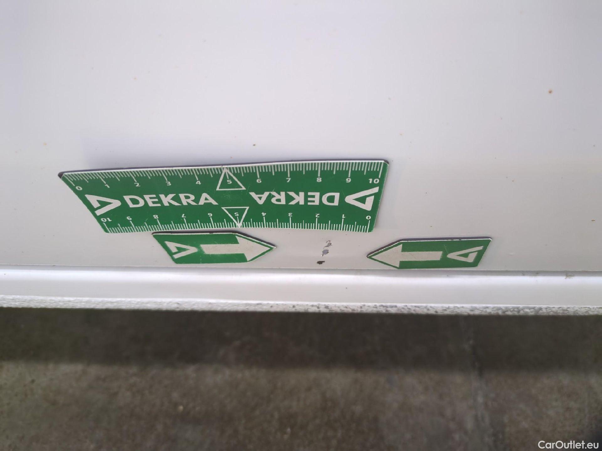  Peugeot  Partner PEUGEOT  VU 4p Fourgonnette 1.6 BlueHDi 100 CONFORT 121 L2 #43