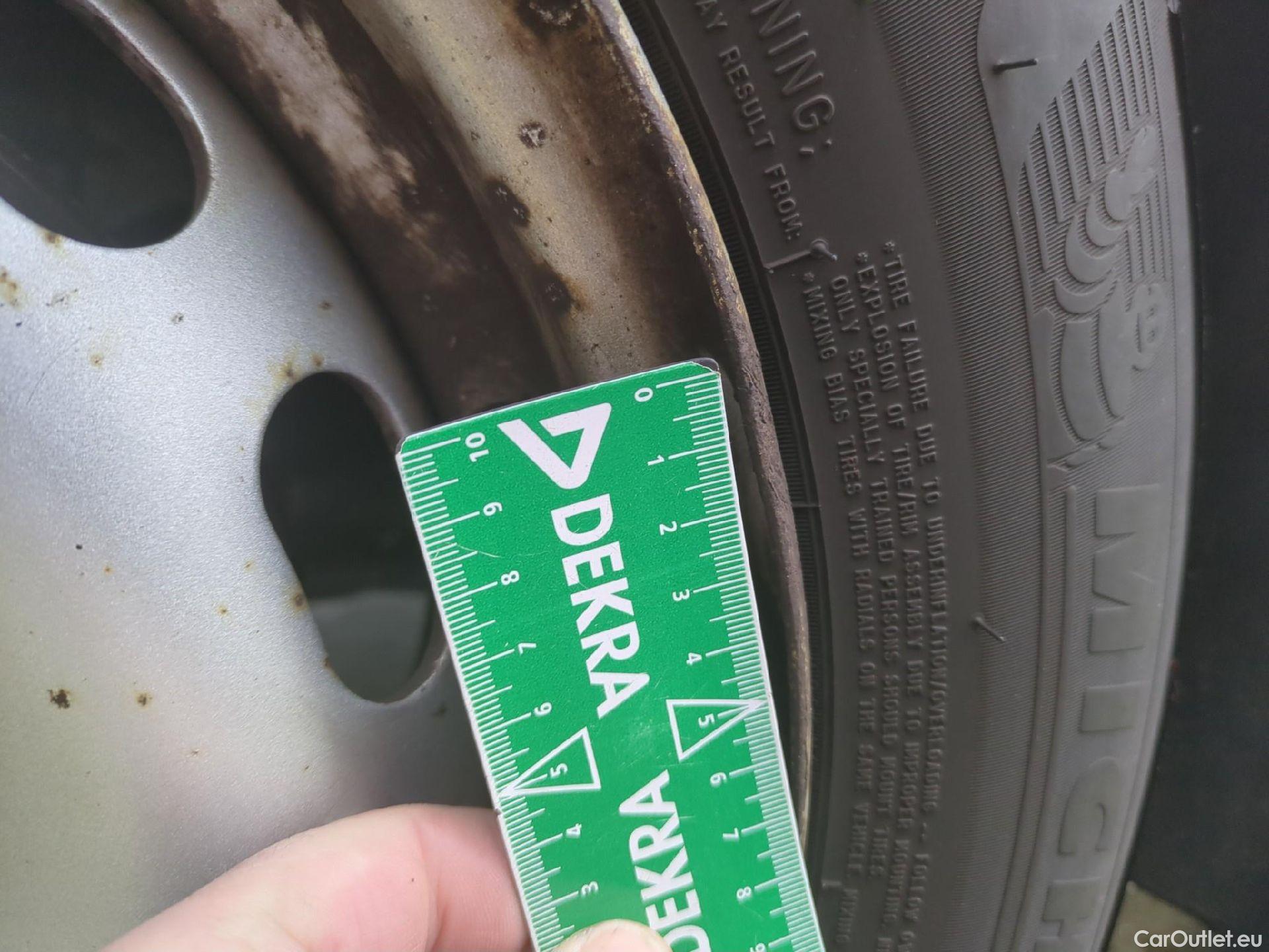  Peugeot  Partner PEUGEOT  VU 4p Fourgonnette 1.6 BlueHDi 100 CONFORT 121 L2 #2