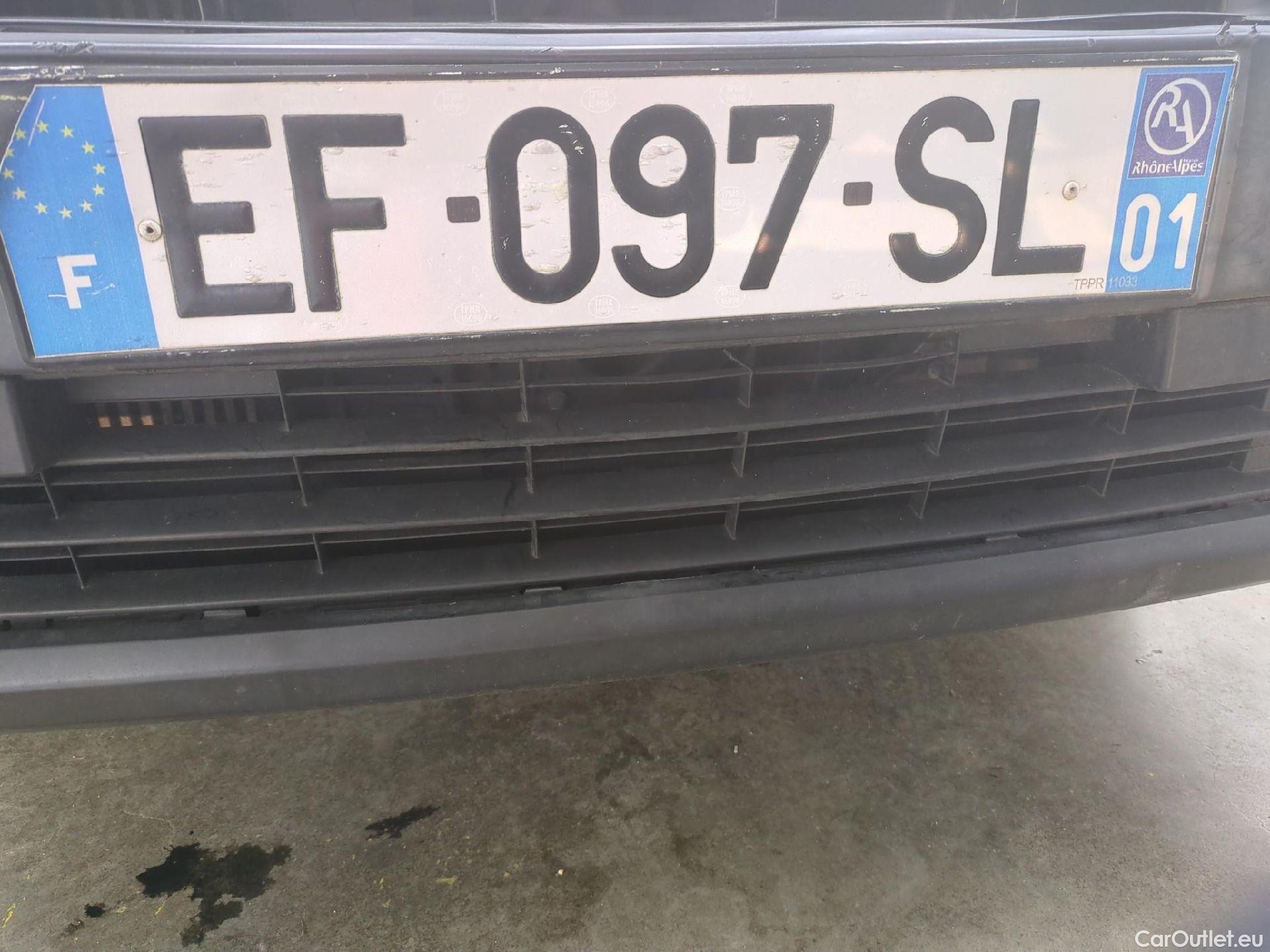  Peugeot  Partner PEUGEOT  VU 4p Fourgonnette 1.6 BlueHDi 100 CONFORT 121 L2 #37