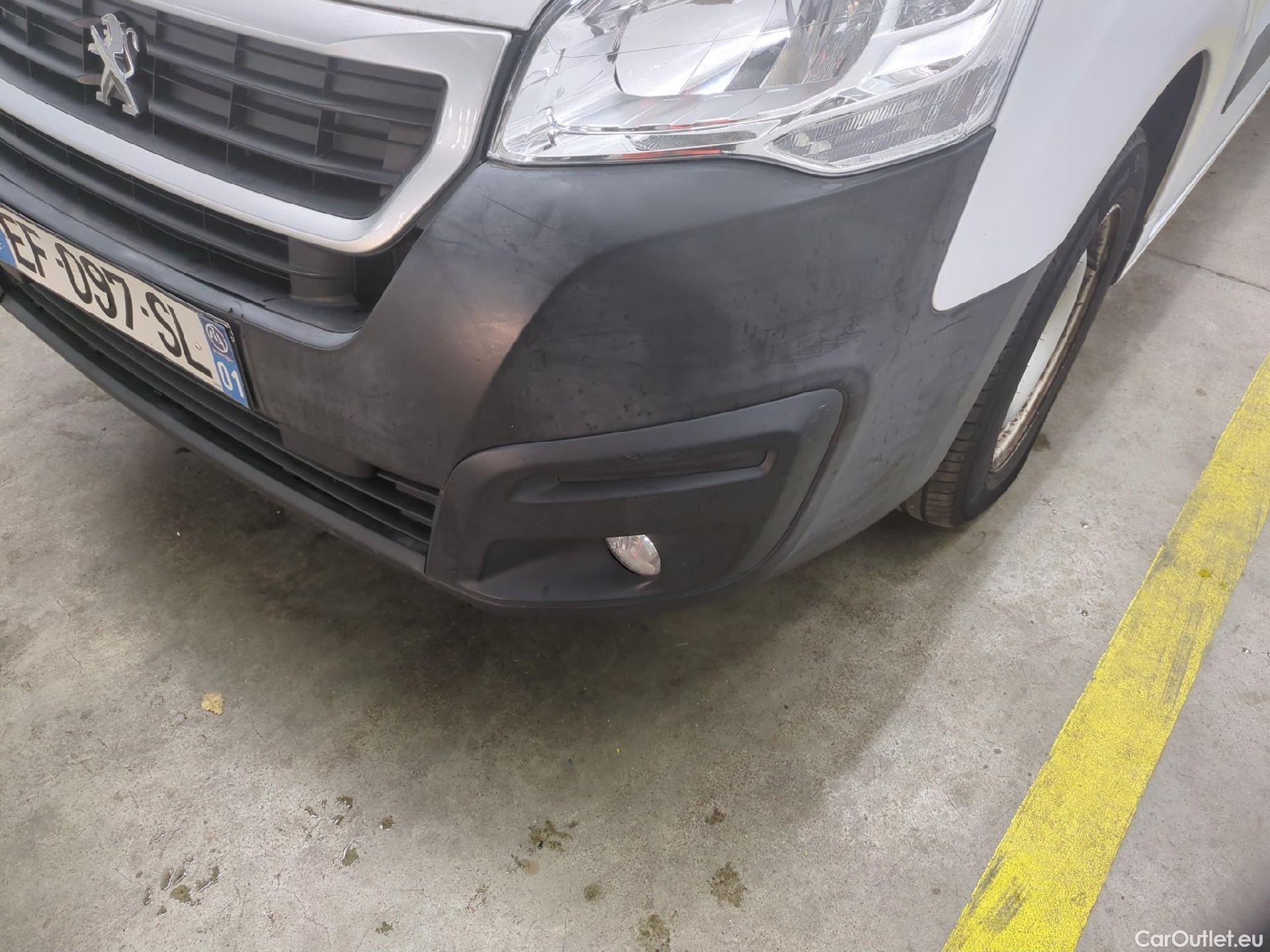  Peugeot  Partner PEUGEOT  VU 4p Fourgonnette 1.6 BlueHDi 100 CONFORT 121 L2 #39