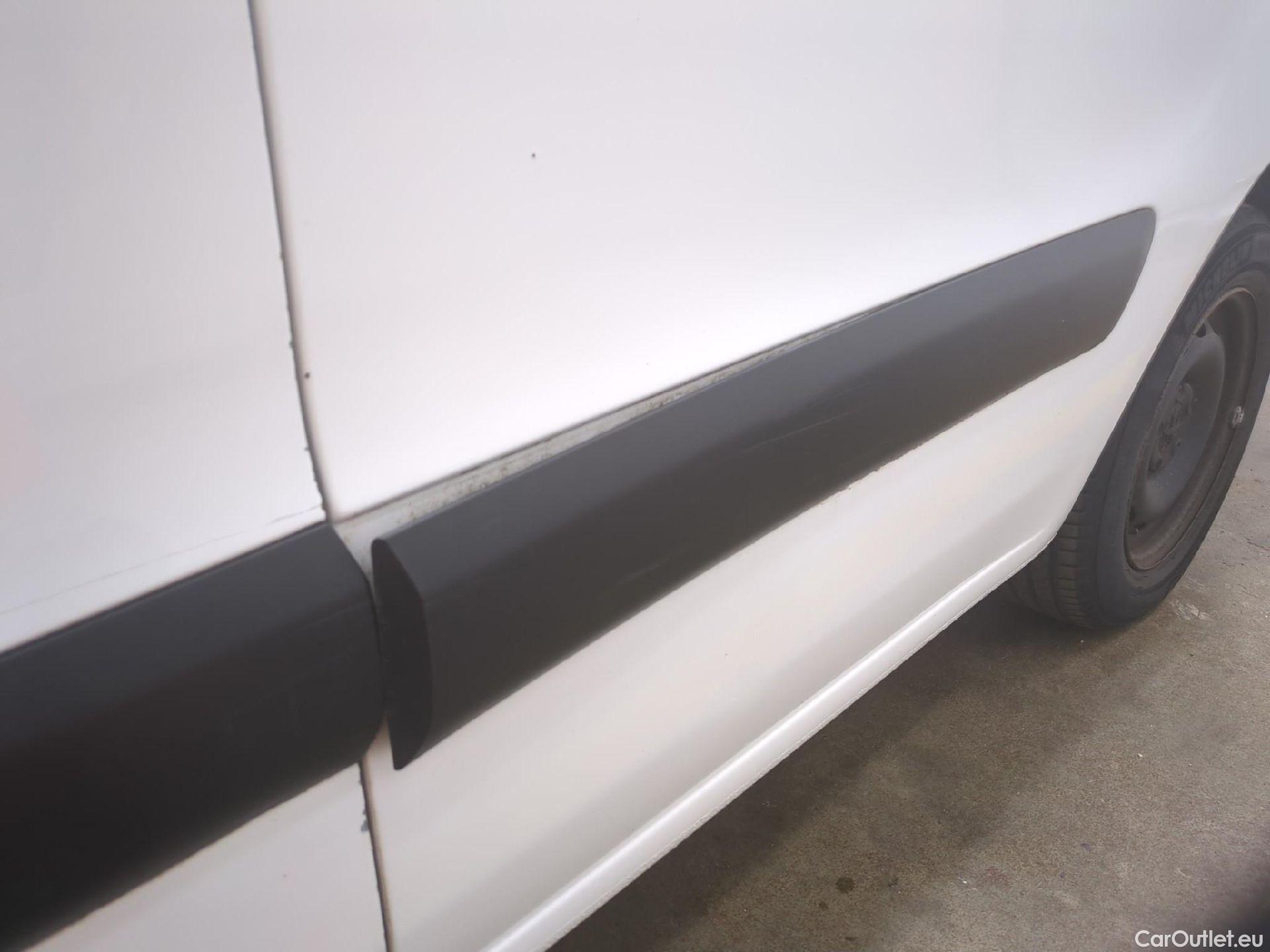  Peugeot  Partner PEUGEOT  VU 4p Fourgonnette 1.6 BlueHDi 100 CONFORT 121 L2 #50