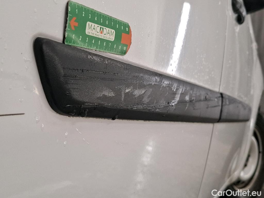  Renault  Kangoo  Express Générique (L1) 1.2 TCe 115CV BVM6 E5 #20