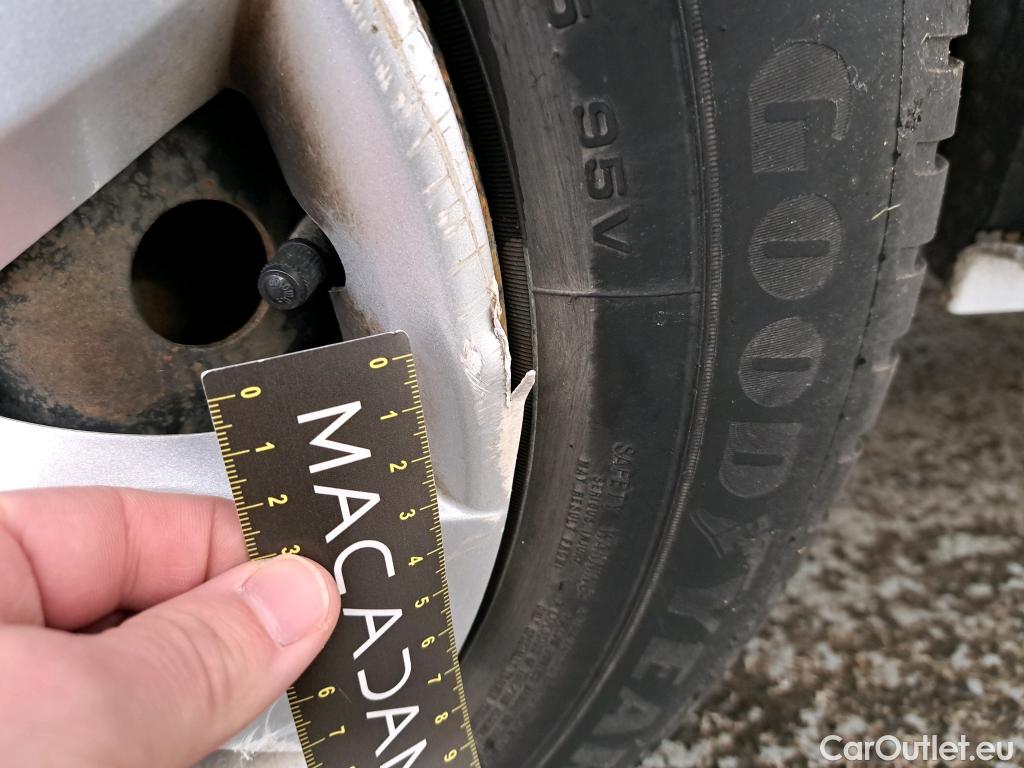  Renault  Kangoo  Express Extra (Série Spéciale) 1.5 dCi 90CV BVM5 E6 #9