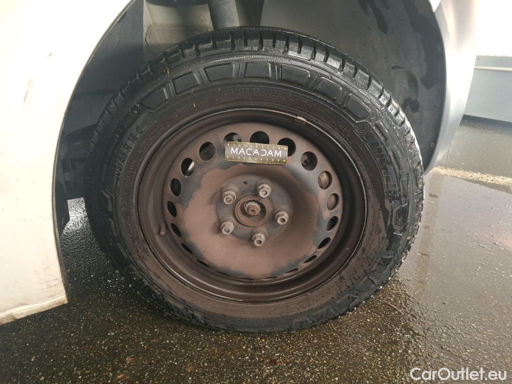  Volkswagen  Transporter VOLKSWAGEN  / 2019 / 4P / Fourgon tôlé 2.0 TDi 110 L1H1 Business #16