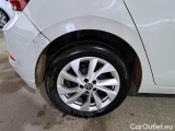  Volkswagen  Polo VOLKSWAGEN  / 2021 / 5P / BERLINA 1.0 TSI STYLE #18