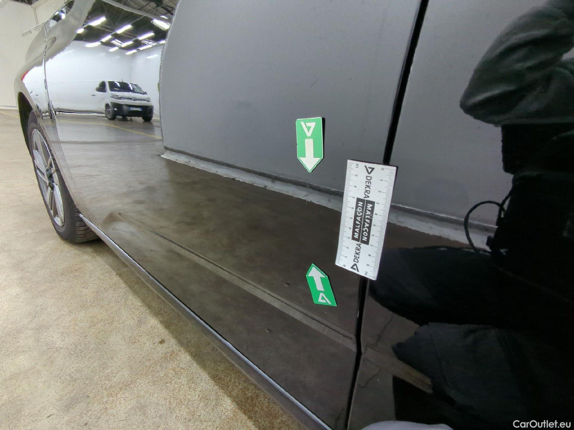  Peugeot  308 PEUGEOT  SW / 2021 / 5P / Break PureTech 130 S&S EAT8 ACTIVE PACK #16