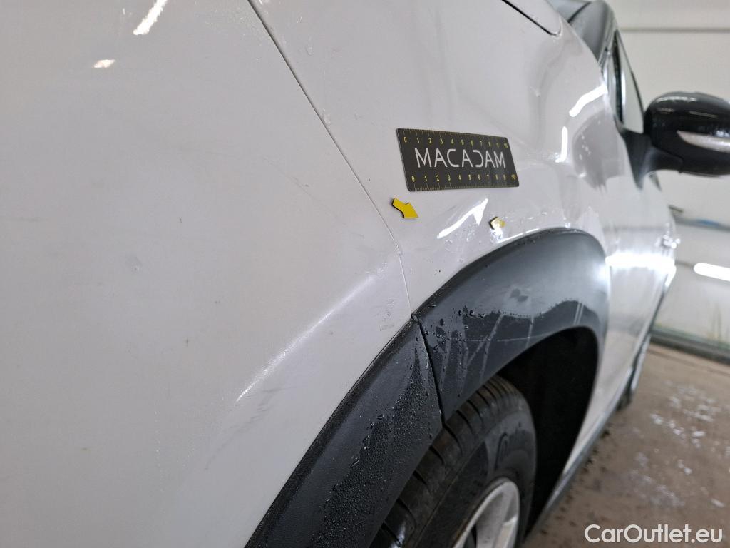  Citroen  C3  Société Feel 1.5 BlueHDI 100CV BVM6 E6d #2