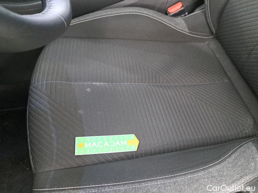  Peugeot  308 PEUGEOT  SW / 2021 / 5P / Break PureTech 130 S&S ACTIVE PACK #15