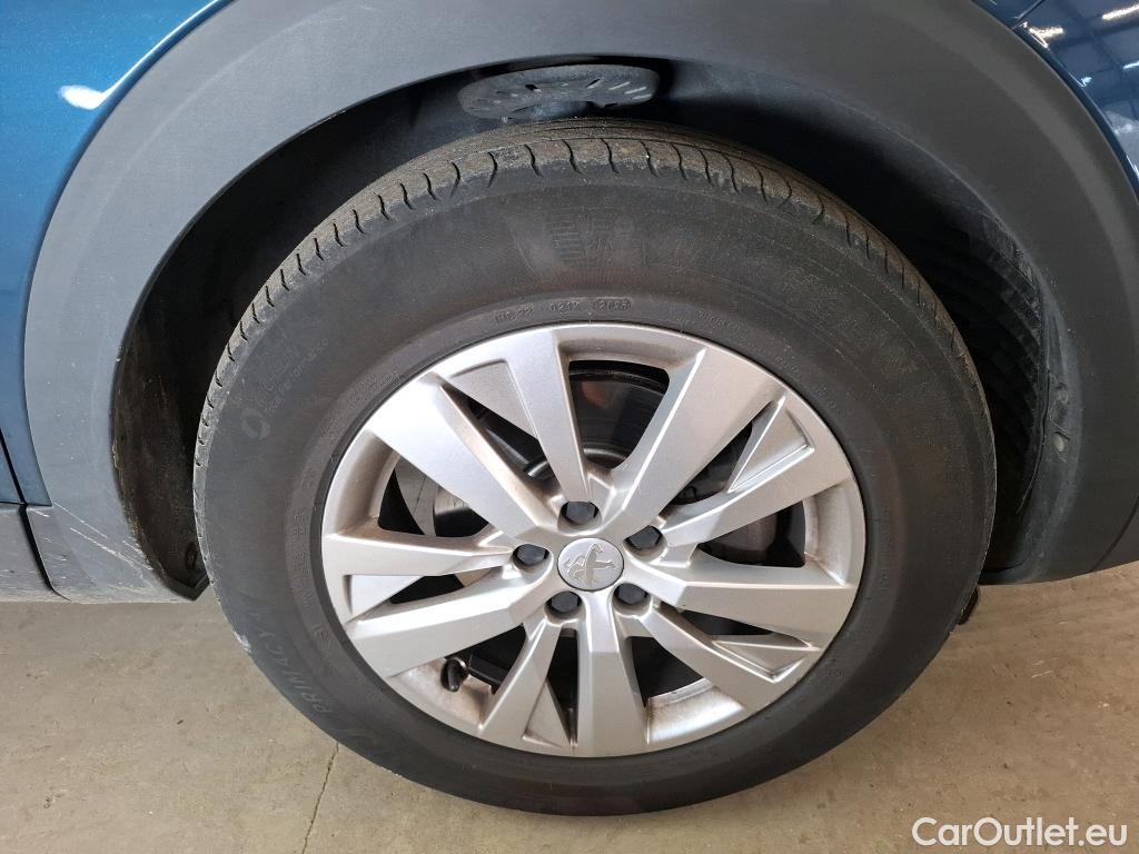  Peugeot  3008  Active Business 1.2 PureTech 130CV BVA8 E6d #5