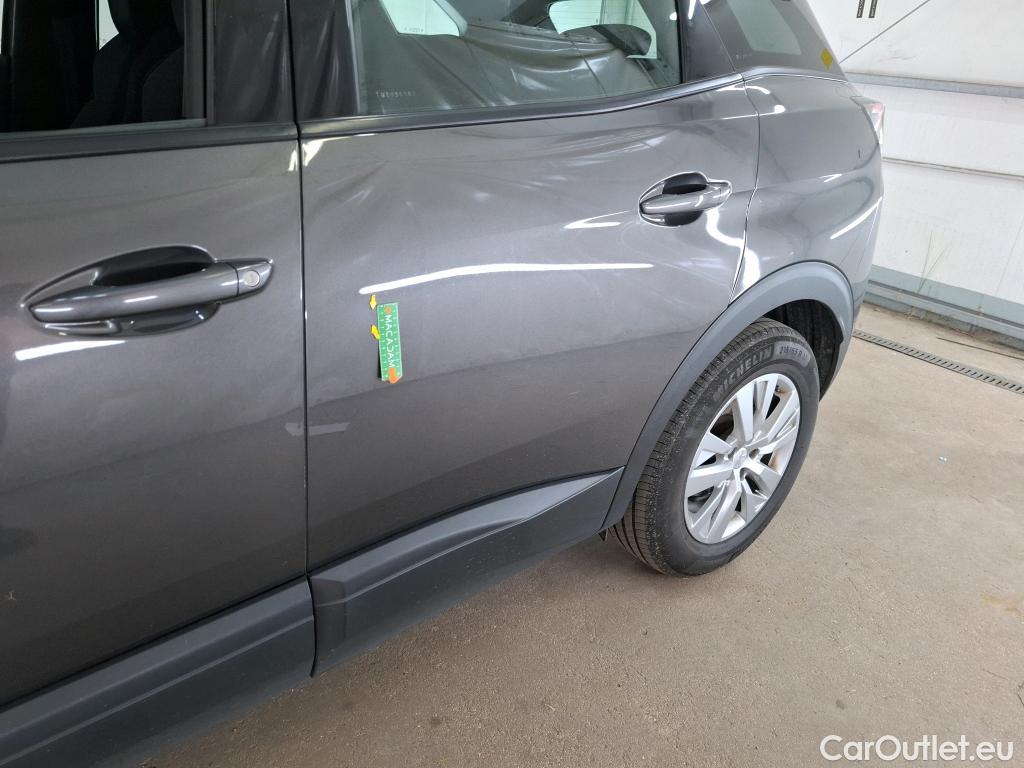  Peugeot  3008  Active Business 1.2 PureTech 130CV BVM6 E6d #1