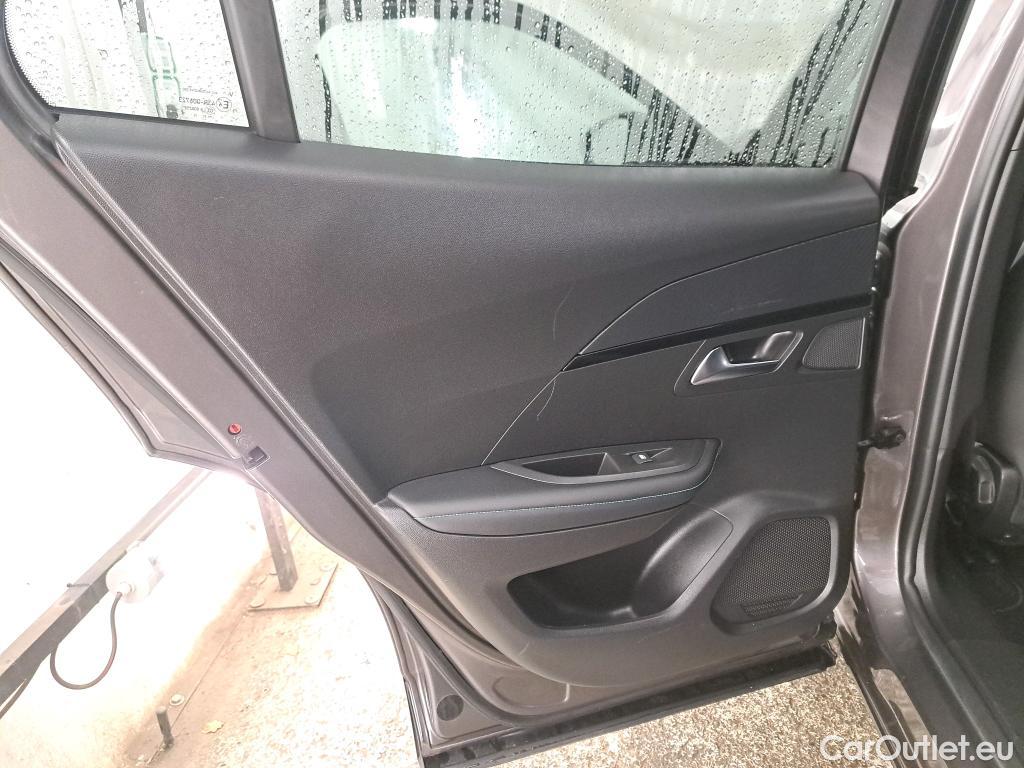  Peugeot  2008  Allure Business 1.2 PureTech 130CV BVA8 E6d #17