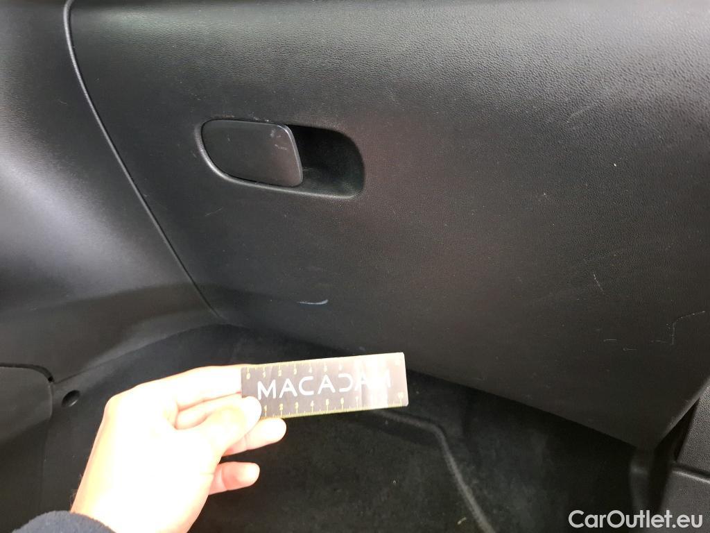  Citroen  C3  Société Feel 1.5 BlueHDI 100CV BVM6 E6d #13