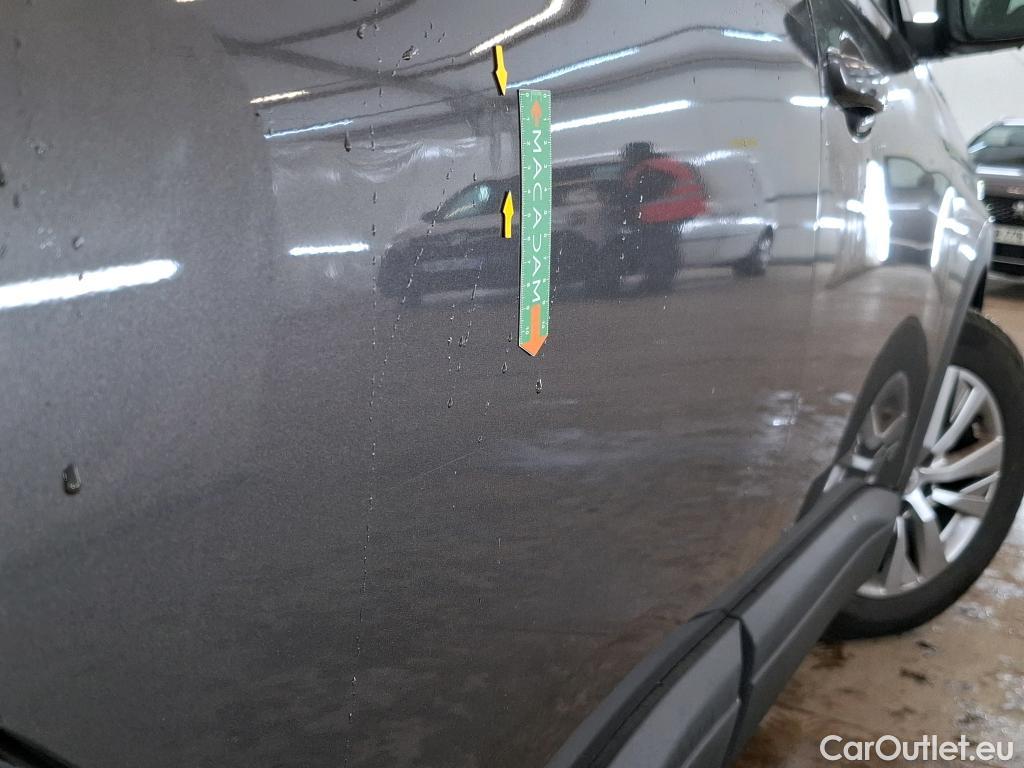  Peugeot  3008 PEUGEOT  / 2020 / 5P / SUV PureTech 130 S&S EAT8 Active BUS #4