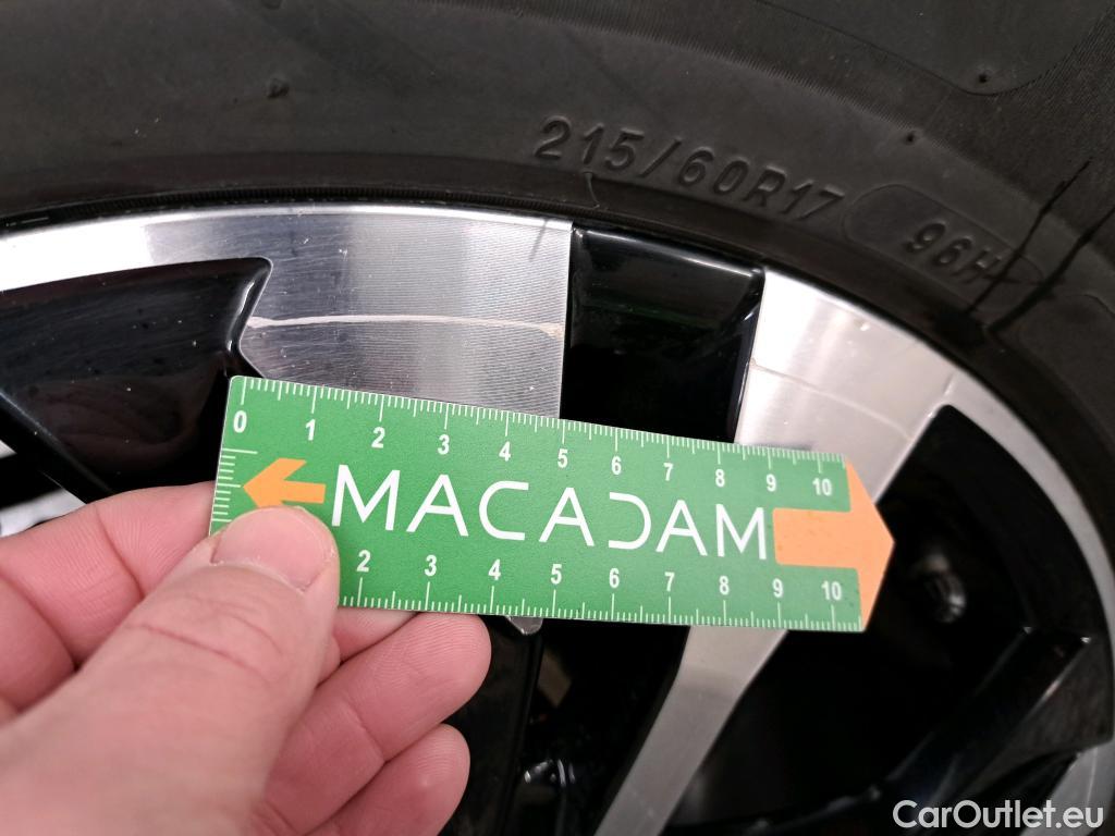  Peugeot  2008  Allure Business 1.2 PureTech 130CV BVA8 E6d #13