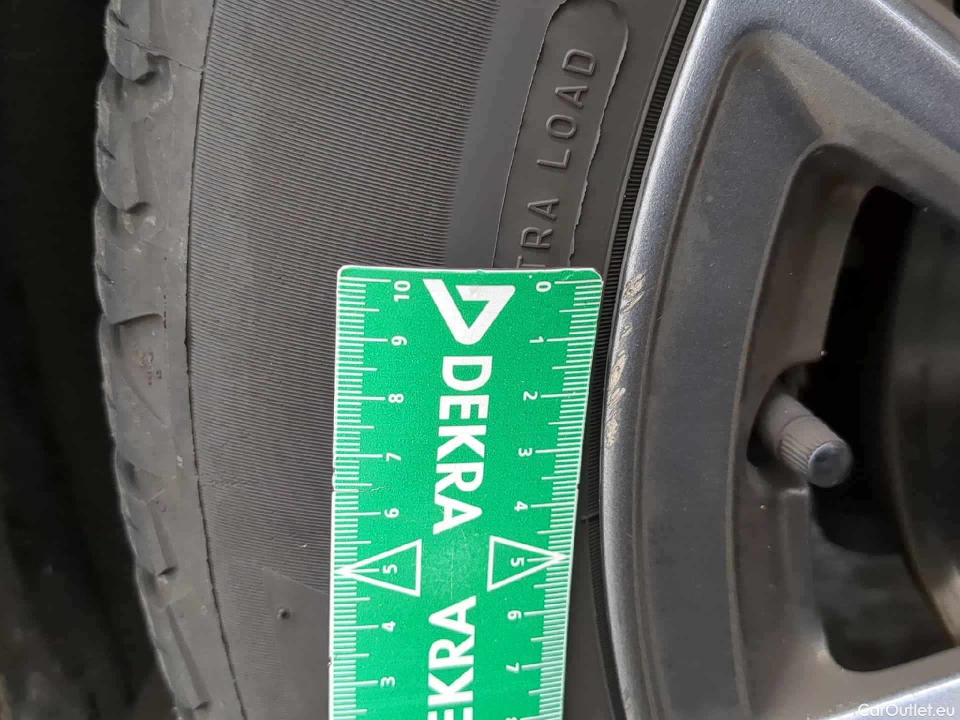  Peugeot  308 PEUGEOT  SW / 2021 / 5P / Break PureTech 130 S&S EAT8 ACTIVE PACK #4