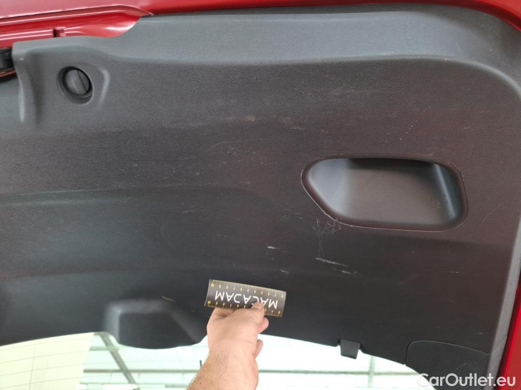  Peugeot  2008  Allure 1.2 PureTech 110CV BVA6 E6 #34