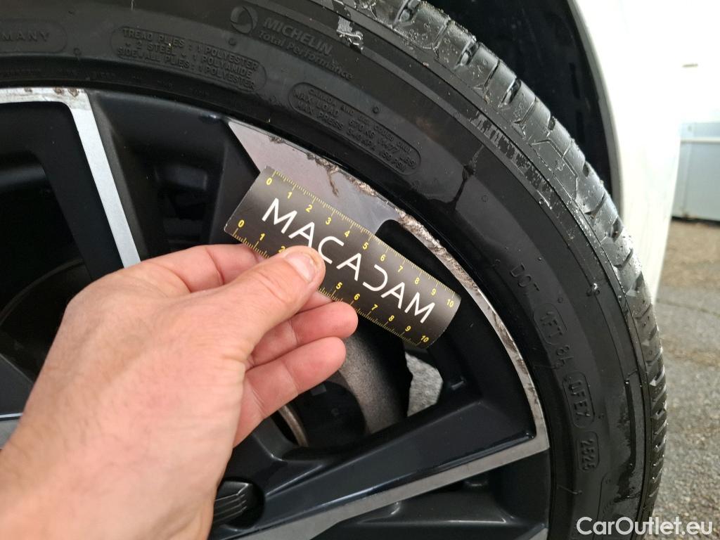  Peugeot  308  Allure Pack 1.2 PureTech 130CV BVA8 E6d #14