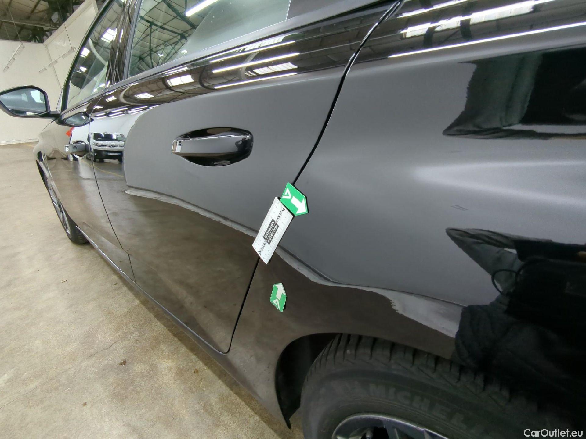  Peugeot  308 PEUGEOT  SW / 2021 / 5P / Break PureTech 130 S&S EAT8 ACTIVE PACK #22