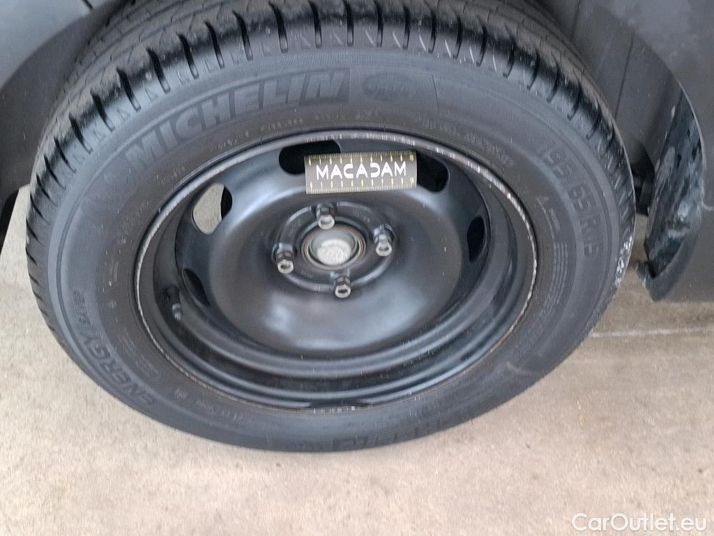  Citroen  C3  Feel 1.2 PureTech 80CV BVM5 E6 #25