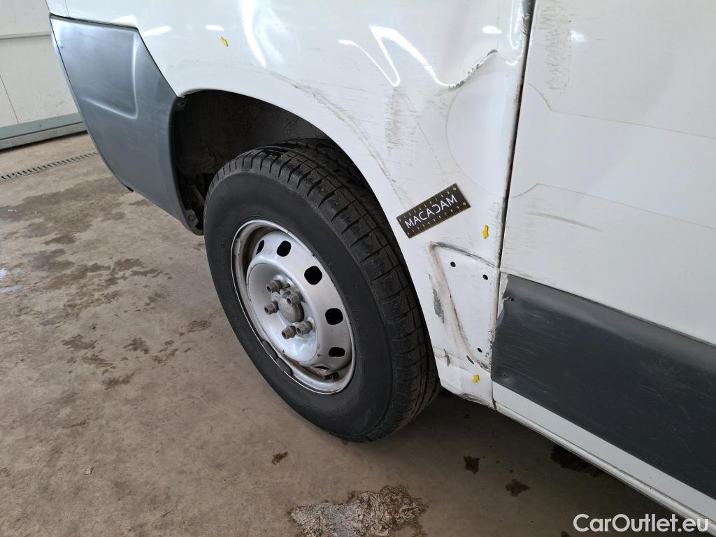  Citroen  Jumper CITROEN  / 2014 / 4P / Fourgon tôlé 33 L1H1 BlueHDi 110 BVM6 Club #142