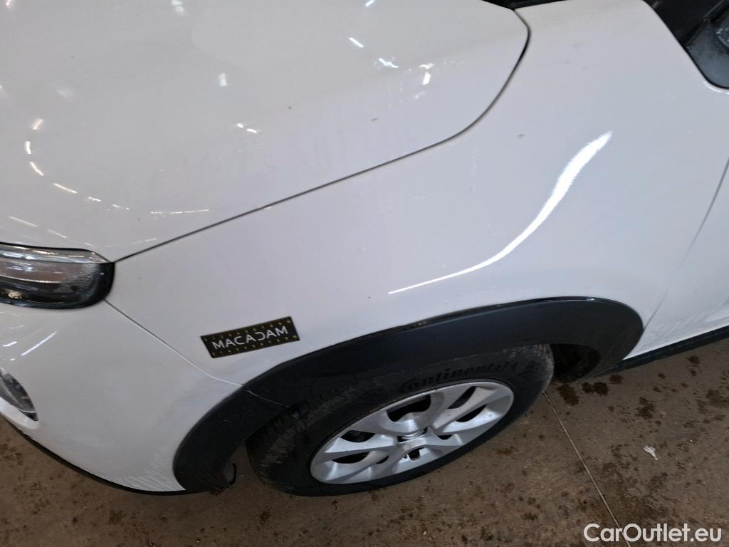  Citroen  C3  Société Feel 1.5 BlueHDI 100CV BVM6 E6d #27