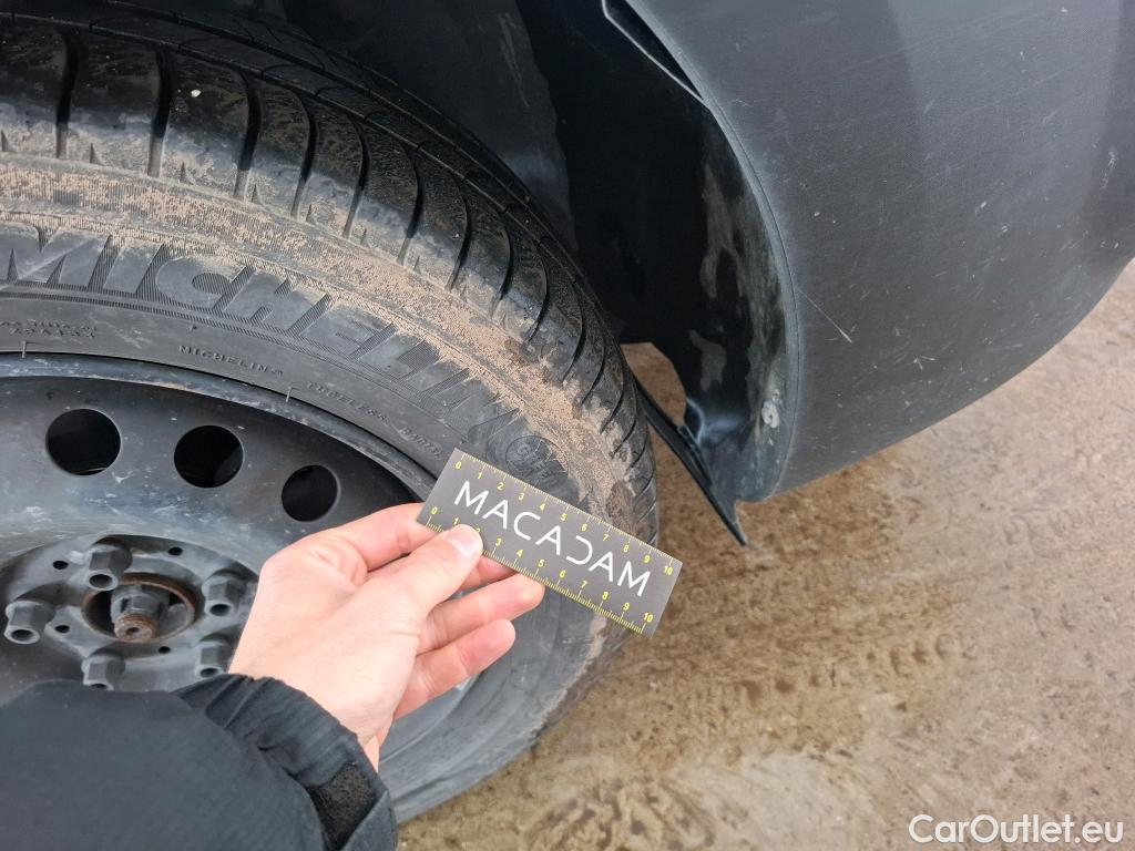  Renault  Kangoo  Express Maxi Grand Confort 1.5 dCi 90CV BVM5 E6 #38