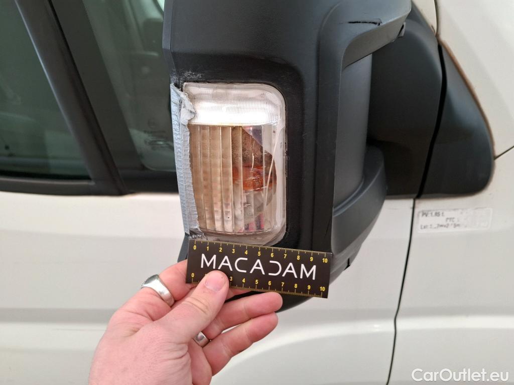  Citroen  Jumper CITROEN  / 2014 / 4P / Fourgon tôlé 33 L1H1 BlueHDi 110 BVM6 Club #131