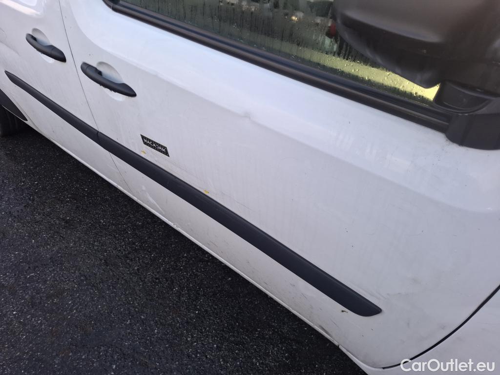  Renault  Kangoo  Express Maxi Grand Confort 1.5 dCi 90CV BVM5 E6 #32