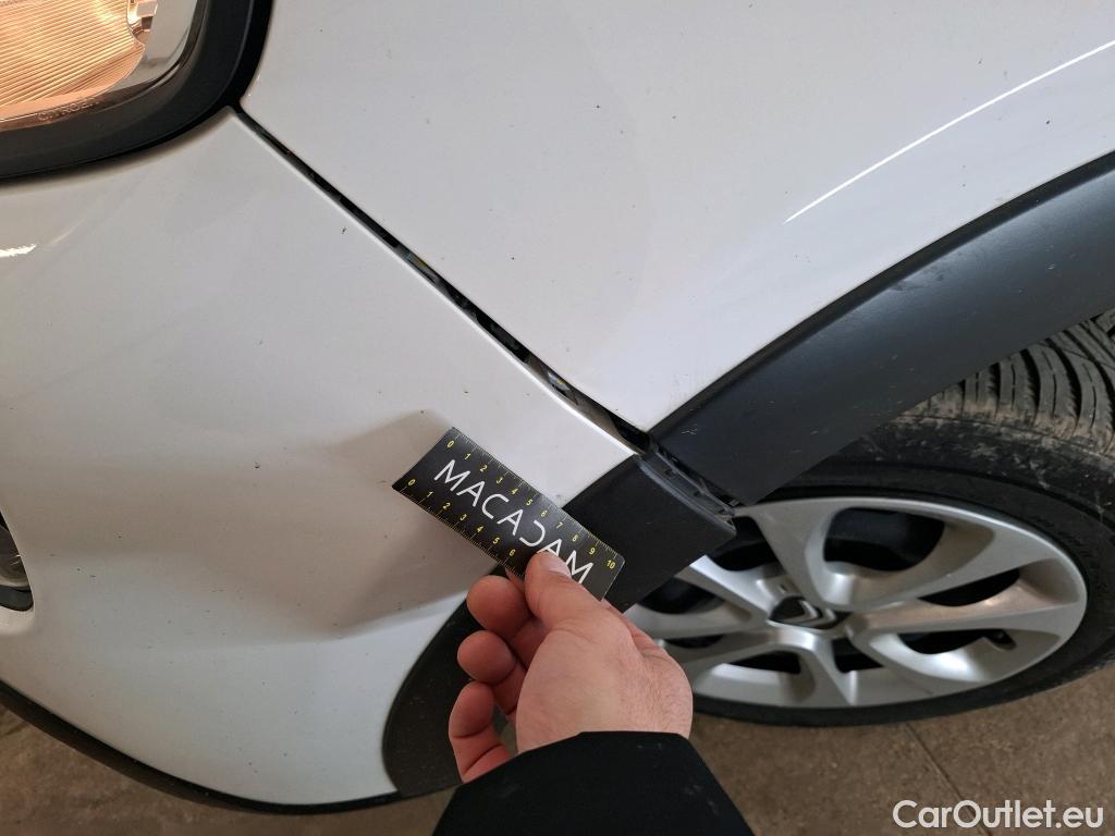  Citroen  C3  Société Feel 1.5 BlueHDI 100CV BVM6 E6d #9