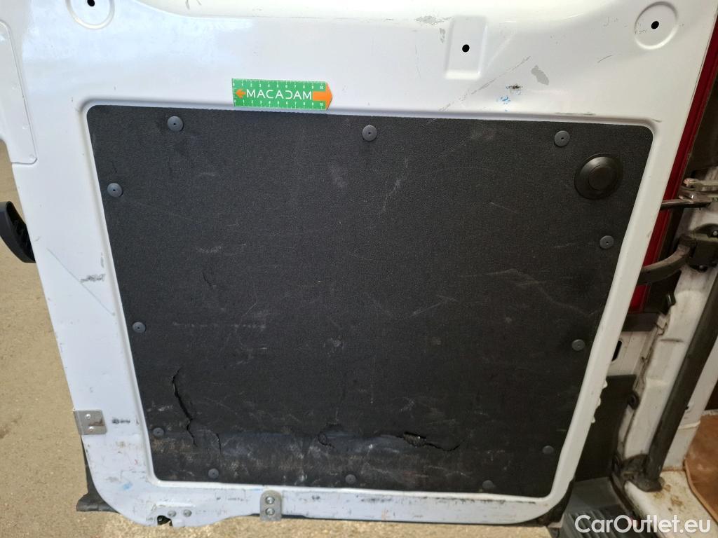  Citroen  Jumper  Fourgon 33 L1H1 BlueHDi 140 2.2 BlueHDi 140CV BVM6 6E #16