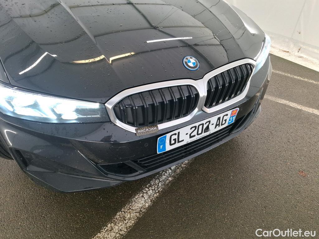  Bmw  Serie 3 BMW Série 3 Touring / 2022 / 5P / Break 320e 204ch Business Design BVA8 Hybride #1