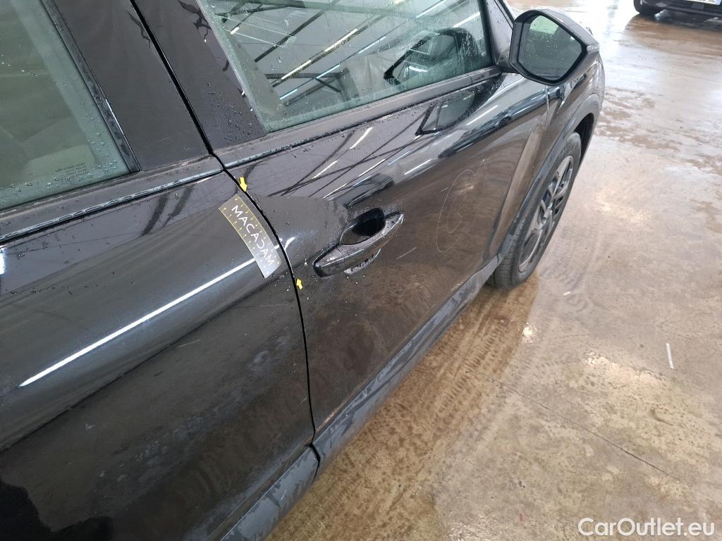  Citroen  C4 CITROEN  X / 2022 / 4P / Berline PureTech 130 S&S EAT8 Feel Pack #23