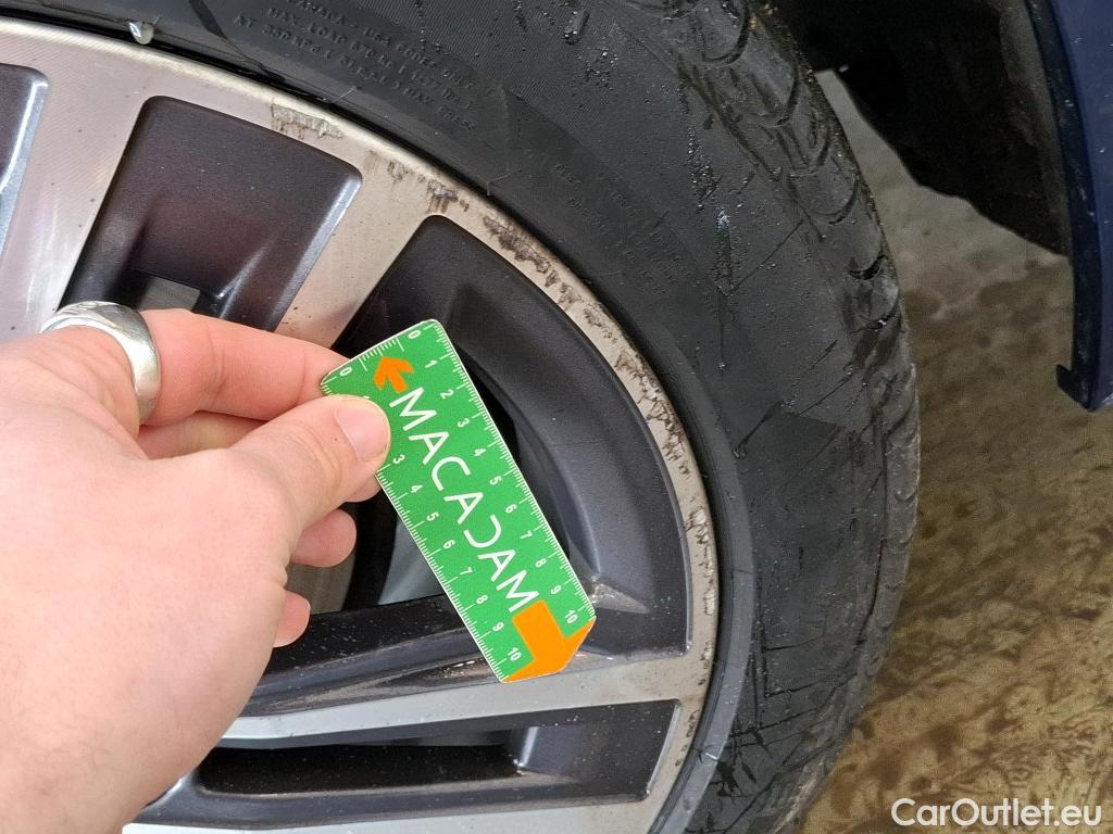  Bmw  Serie 2 BMW Série 2 Gran Coupé / 2019 / 4P / Berline 218I AUTO Business Design #16