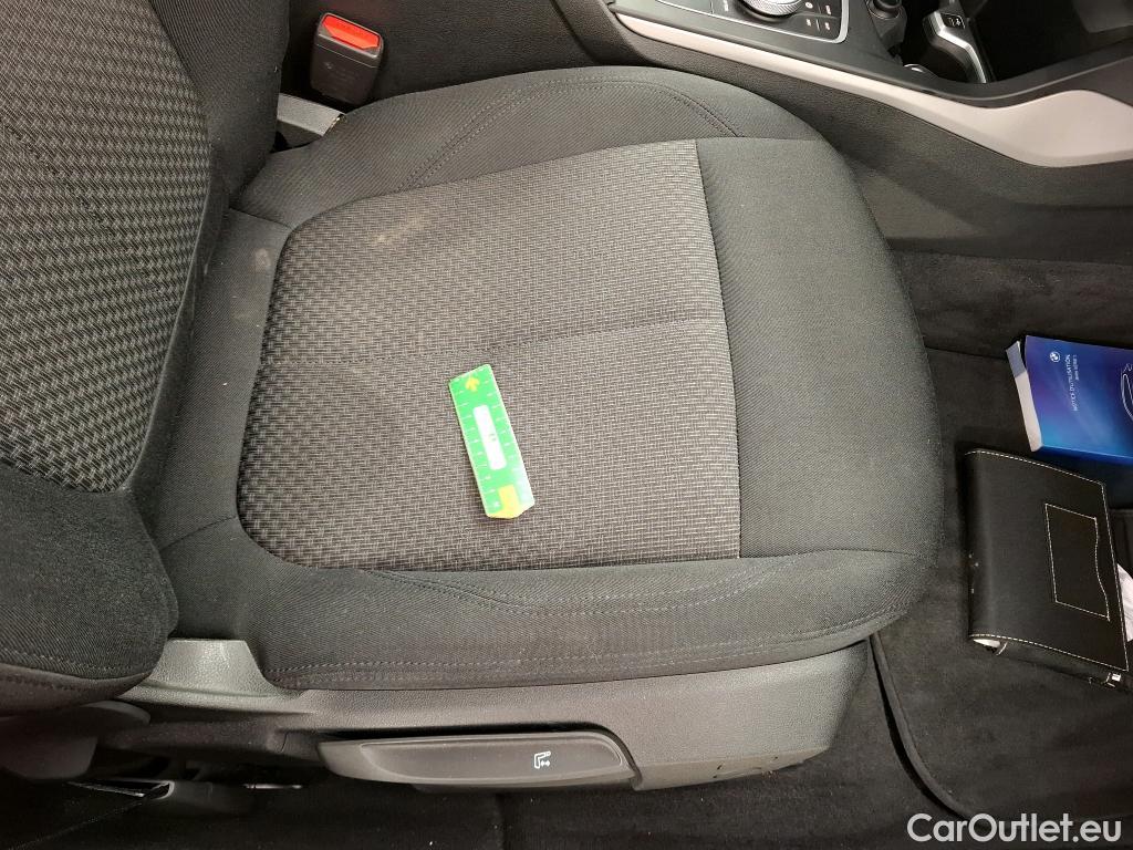  Bmw  Serie 1 BMW Série 1 / 2019 / 5P / Berline 116i DKG7 Business Design #12