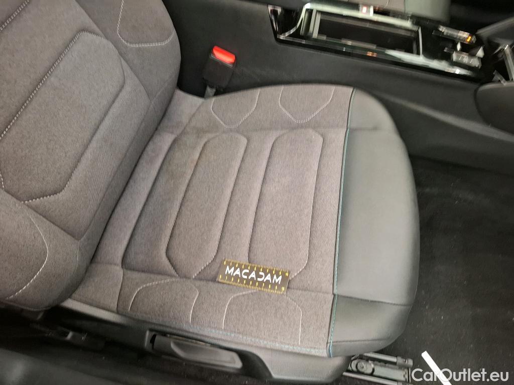  Citroen  C4 CITROEN  X / 2022 / 4P / Berline PureTech 130 S&S EAT8 Feel Pack #7