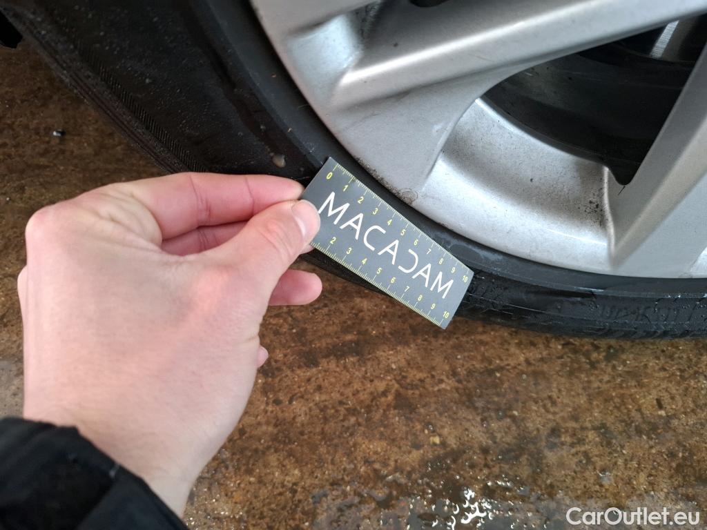  Toyota  Corolla  Touring Sports / 2018 / 5P / Break Hybride 122h Dynamic Business Stage Acad / TRANSFO VP/VF #36