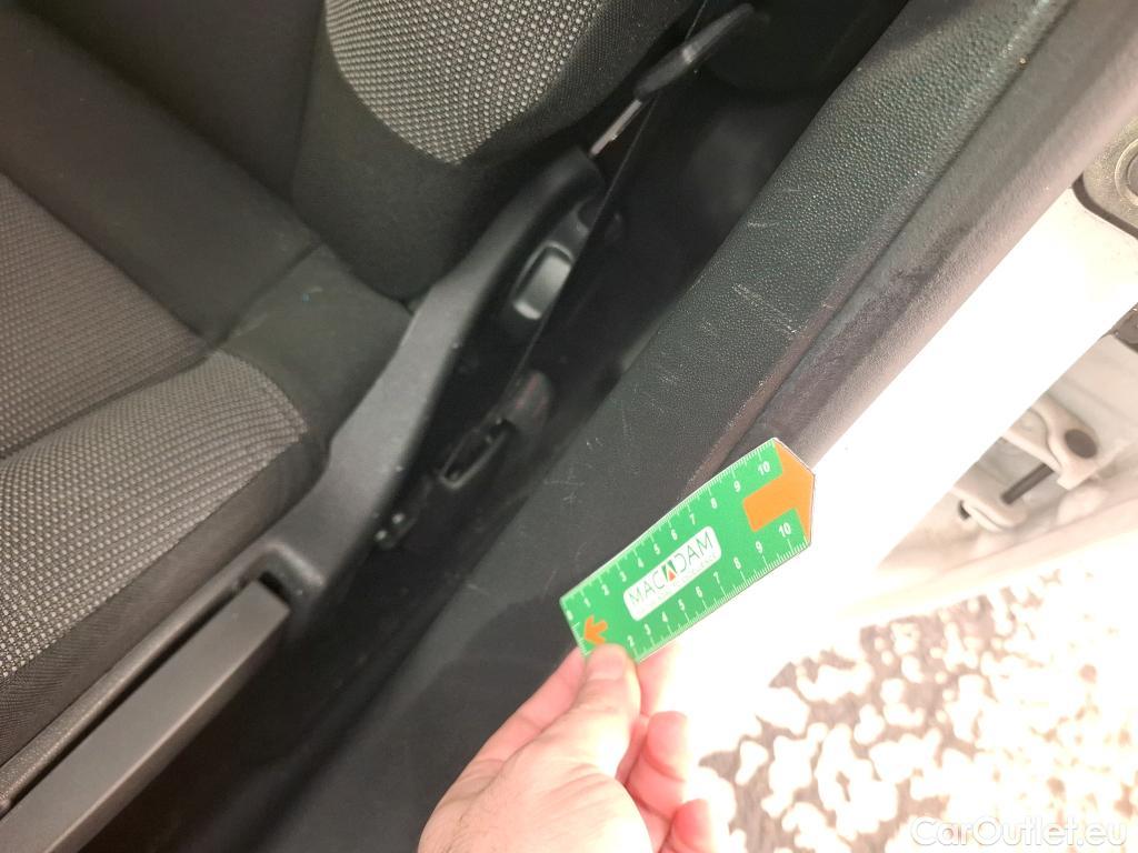  Citroen  C3 CITROEN  / 2016 / 5P / Berline PureTech 82 S&S BVM Feel Business #12