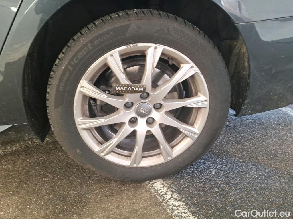  Audi  A4  Lim. 30 TDI Business line 2.0 TDI 135CV BVA7 E6d #26