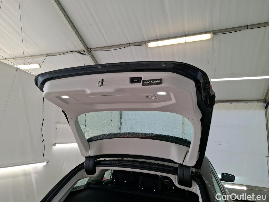  Bmw  Serie 3 BMW Série 3 Touring / 2022 / 5P / Break 320e 204ch Business Design BVA8 Hybride #24