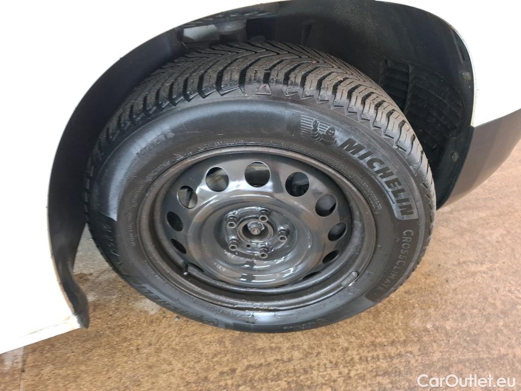  Citroen  Berlingo  Live M 1.2 PureTech 110CV BVM6 E6d #3