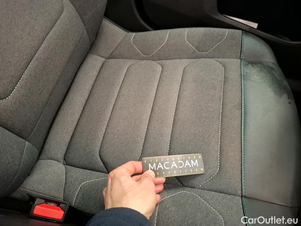  Citroen  C4 CITROEN  X / 2022 / 4P / Berline PureTech 130 S&S EAT8 Feel Pack #8